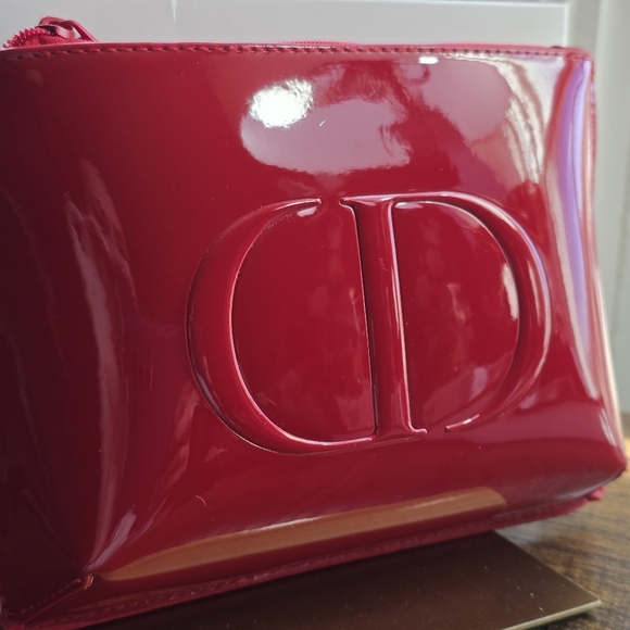 Dior Beauty Red Pouch & Beauty Samples - Picture 3 of 5